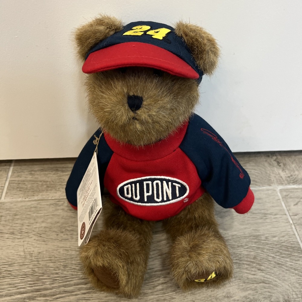 Boyds Retired Bears NASCAR Jeff Gordon #24 w/ Red DuPont Sweater NWT In Wrapper
